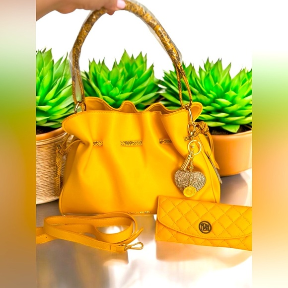 BADGLEY MISCHKA MARIGOLD COLLECTION NWT - Picture 2 of 7